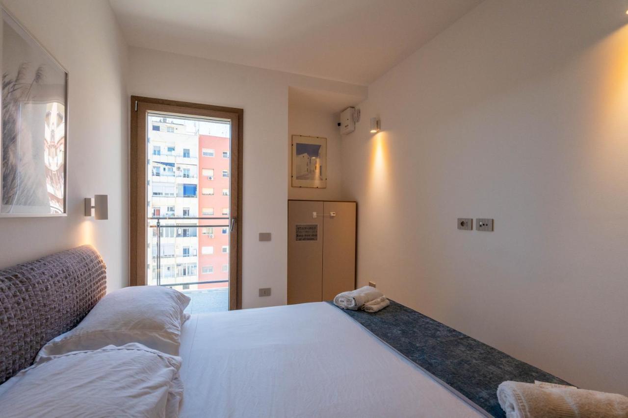 Aurealiving - Trastevere With Rooftop & Gym, Your Place In Appartamento
